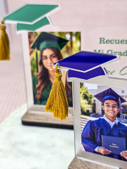 COD. 730 - Recordatorio de Graduación con Foto y Birrete 3D