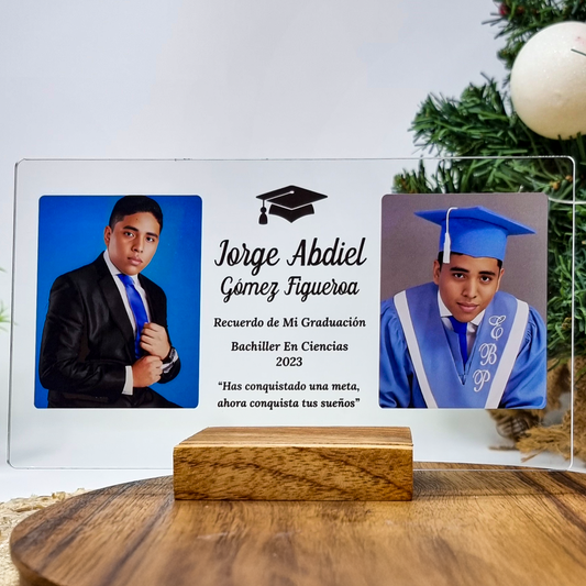 COD. 741 - Placa de Graduación Personalizada con Foto y Base de Madera Doble