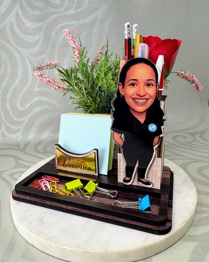 COD. - 406   Organizador personalizado con caricatura personalizada.