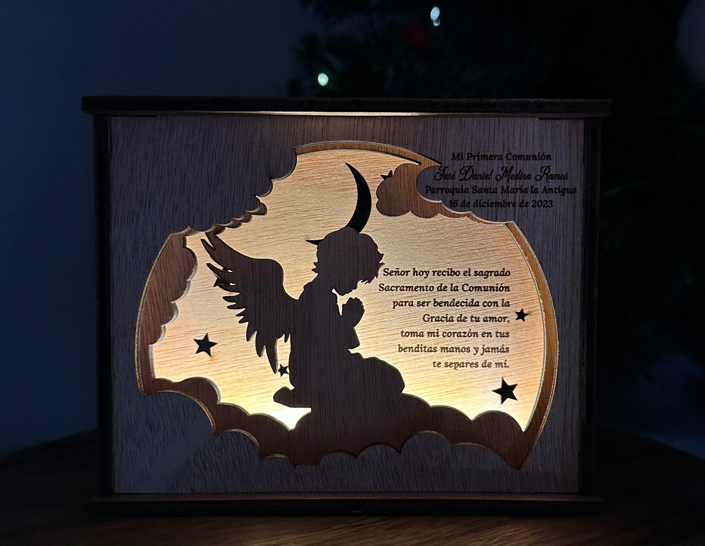 COD. 125 - Caja de Luz 3D Personalizada - Un Recuerdo Luminoso para Bautizos y Comuniones