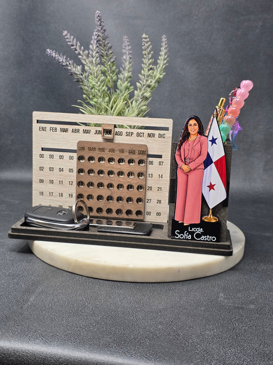 Organizador de escritorio personalizado con calendario universal en madera